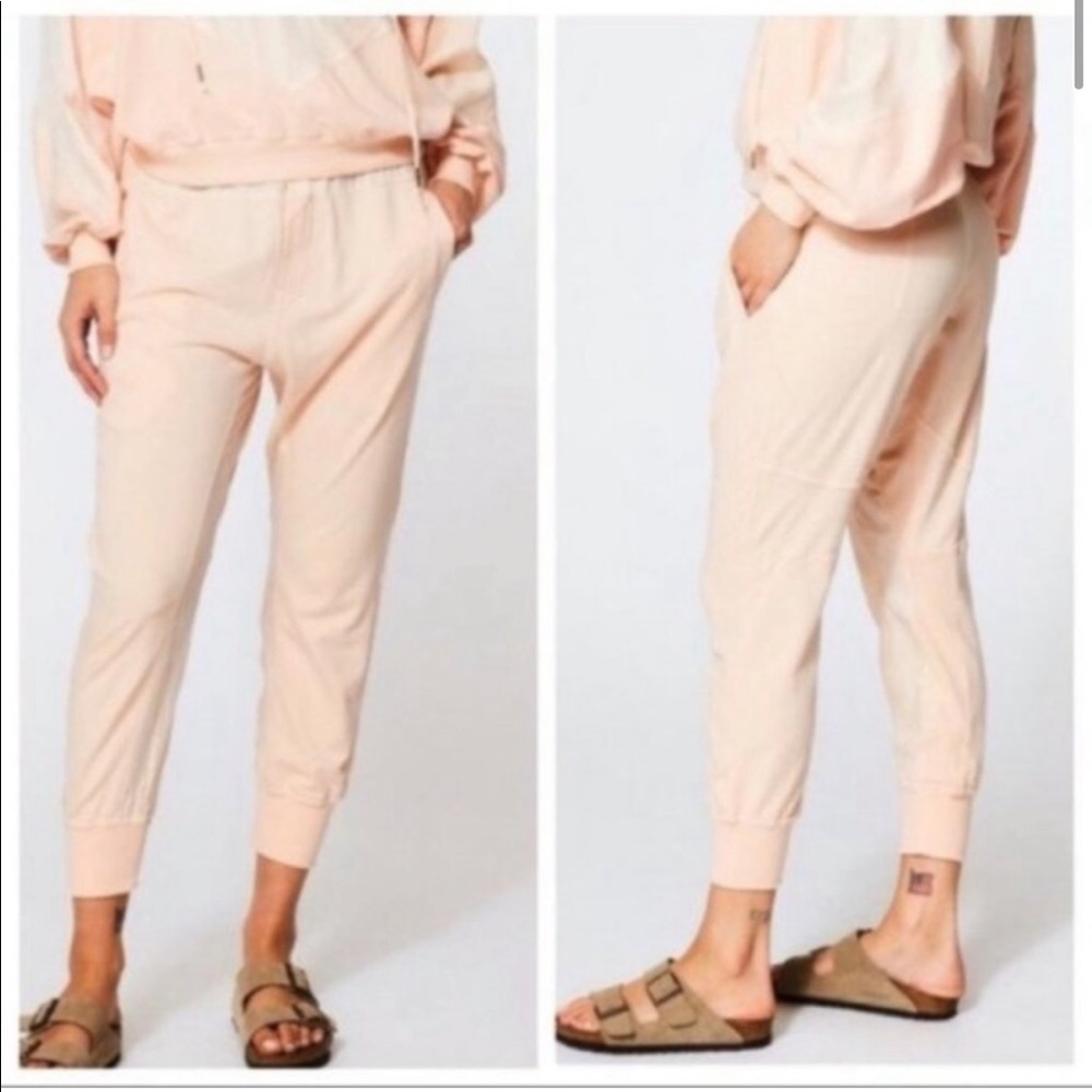 YOUNG, FABULOUS & BROKE Peach Orange Jogger Lounge Sweatpants Small S